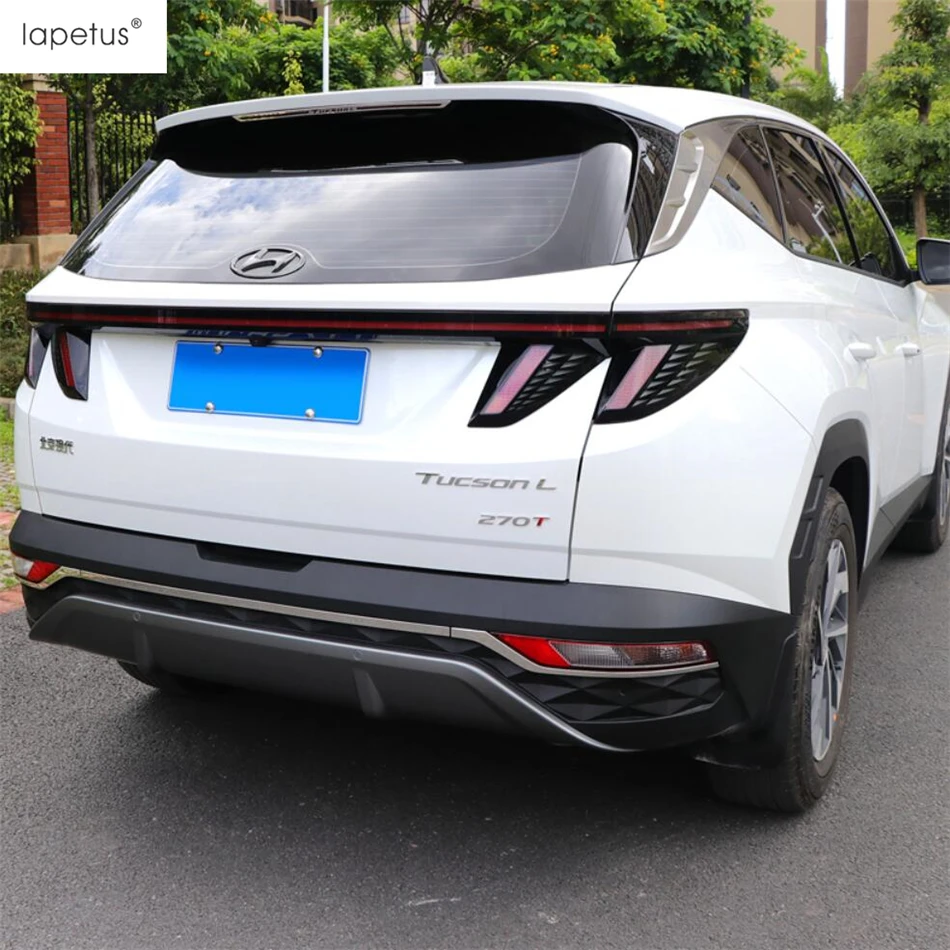 

Car Rear Below Bumper Strip Fog Light Lamp Eyebrow Cover Trim Fit For Hyundai Tucson NX4 2021 - 2023 Stainless Steel Accessories