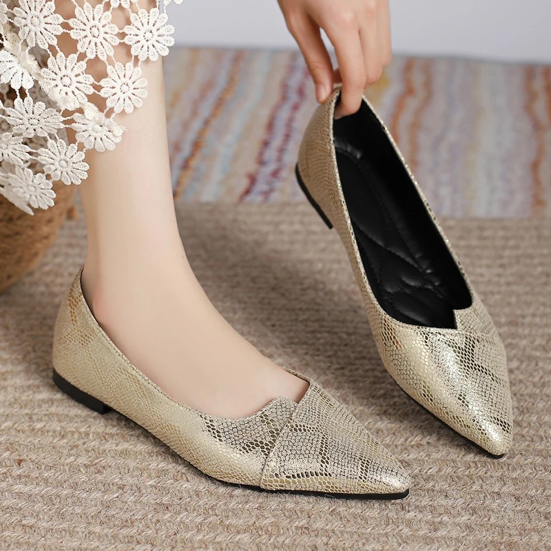 

2023 весна-лето, новые женские лоферы с острым носком на плоской подошве, дышащие удобные женские балетки без шнуровки, большие размеры 47, 48, золото