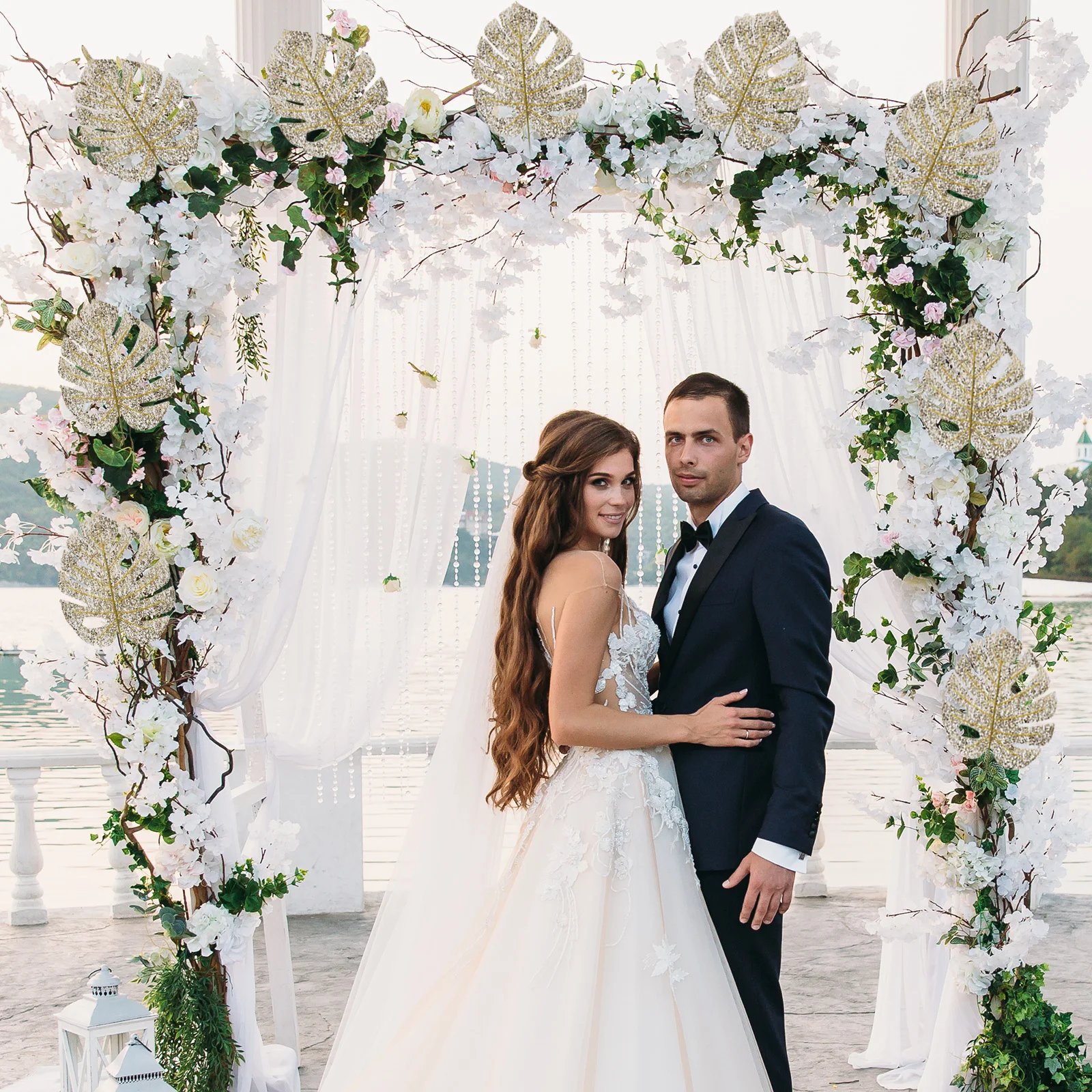 

20Pcs Artificial Turtle Back Leaves Decor High-Grade Plastic Jungle Party Wedding Ornaments Tropical Golden Plants Indoor