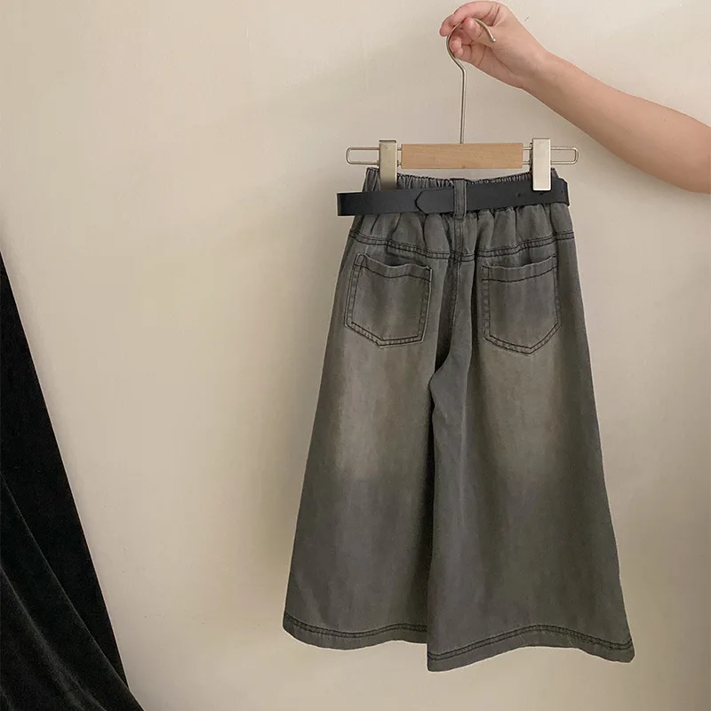 بدلة بناتي لصيف 2025 ملابس أطفال جديدة تي شيرت بناتي غير منتظم بأكمام قصيرة تي شيرت جينز فضفاض مجموعتين غير رسمية بسيطة