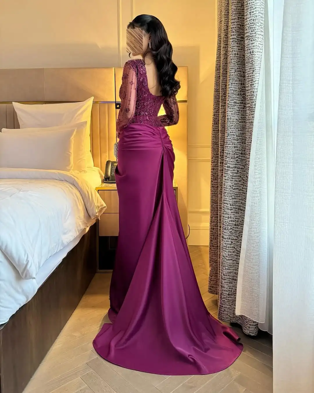 Nuovo design girocollo con paillettes perline maniche trasparenti in raso vita pieghettata drappeggiata sirena abito da ballo formale da sera