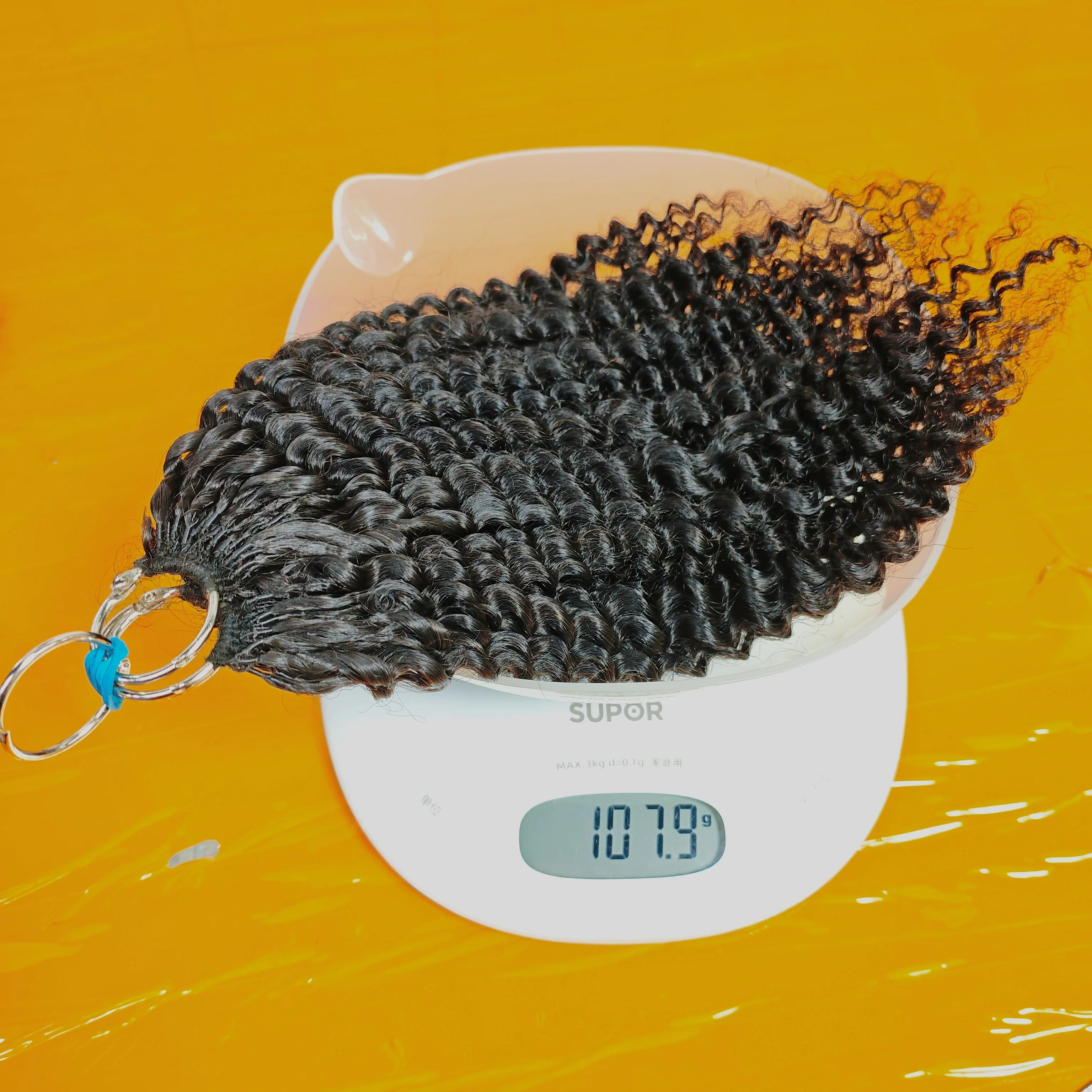 وصلات شعر كروشيه منفصلة مسبقًا من الريش غريب مجعد 100% حزمة شعر بشري لتضفير النساء اللون الطبيعي السائبة 100 جرام/pcak