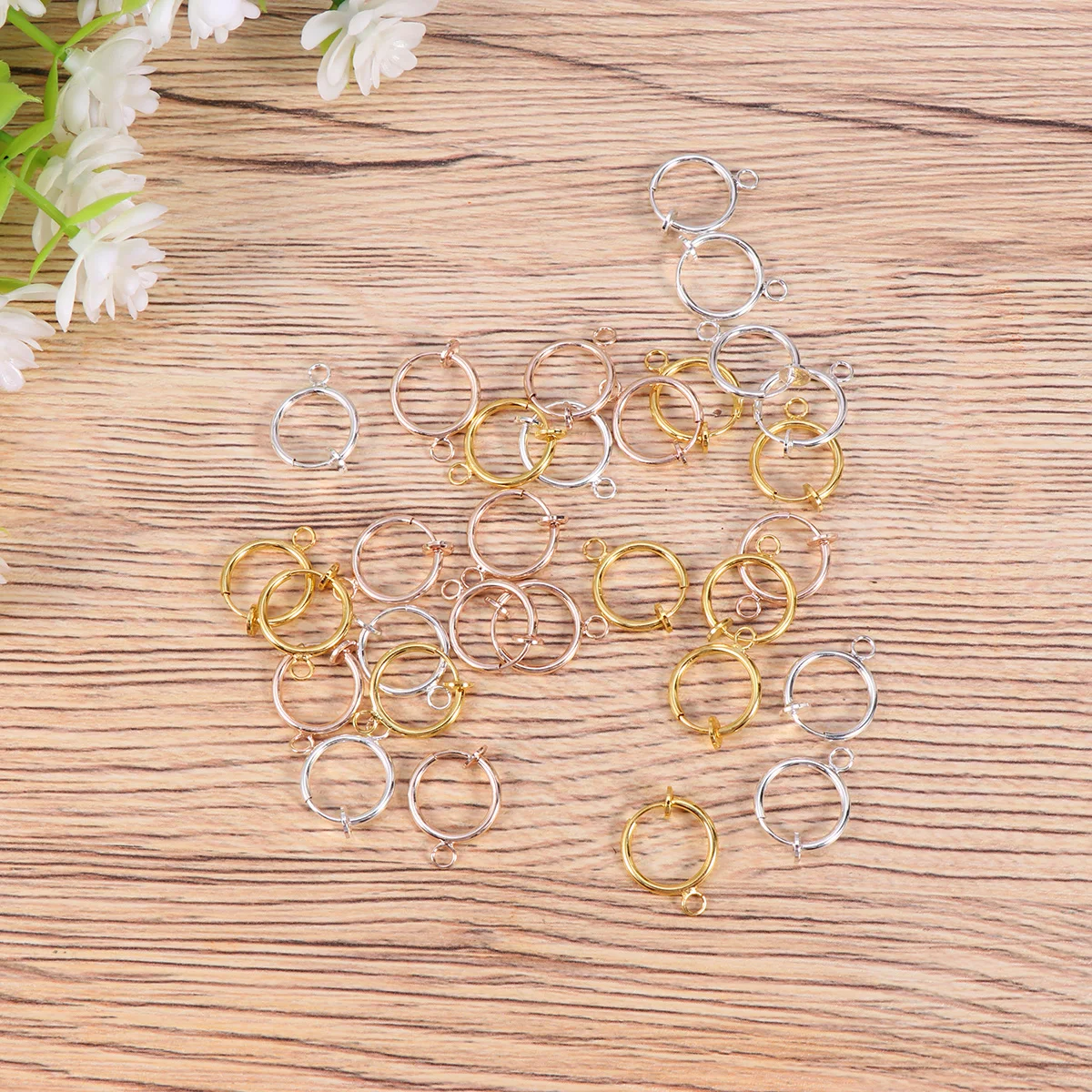 

30pcs Ear Clips Non Piercing Earrings Jewelry For Women Girls Golden Silver Rose Gold Smooth Durable Comfortable Travel Gift