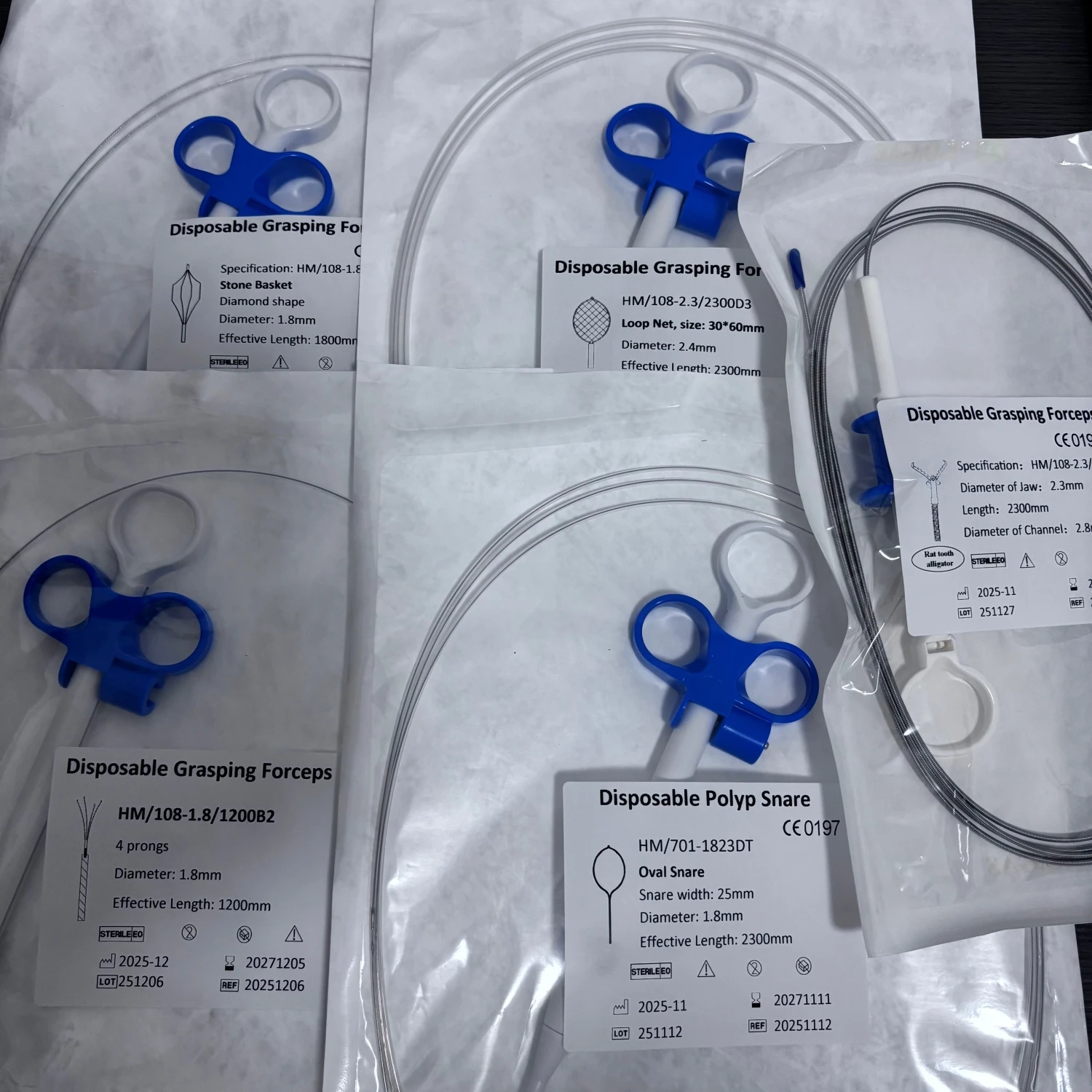 Disposable Endoscope Foreign Body Forceps Stainless Steel  Grasping Clip Polypectomy Snare Net/Basket/ Claw /Teeth Type 1.8mm