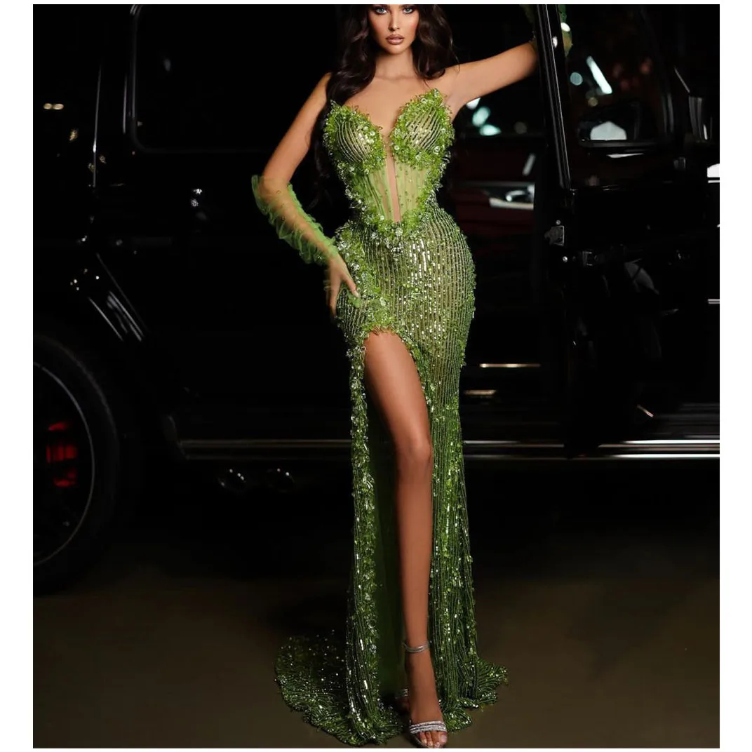 Sexy Mermaid Evening Dresses V Neck Long Sleeves Sequins Beaded Green Lace Pearls Side Slit Appliques Prom Dresses Custom Made