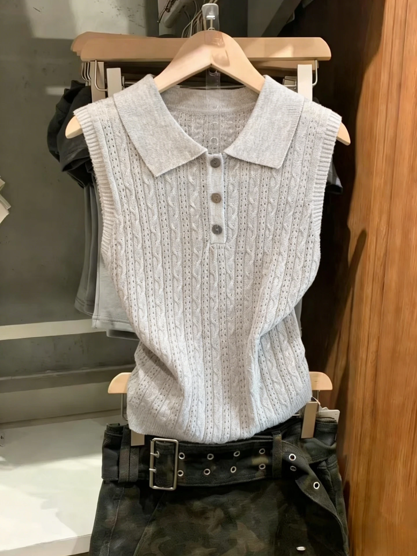 Chaleco de punto estilo coreano para mujer, ajustado, fino, sin mangas, con diseño trenzado, de fibra de poliéster suave, par...