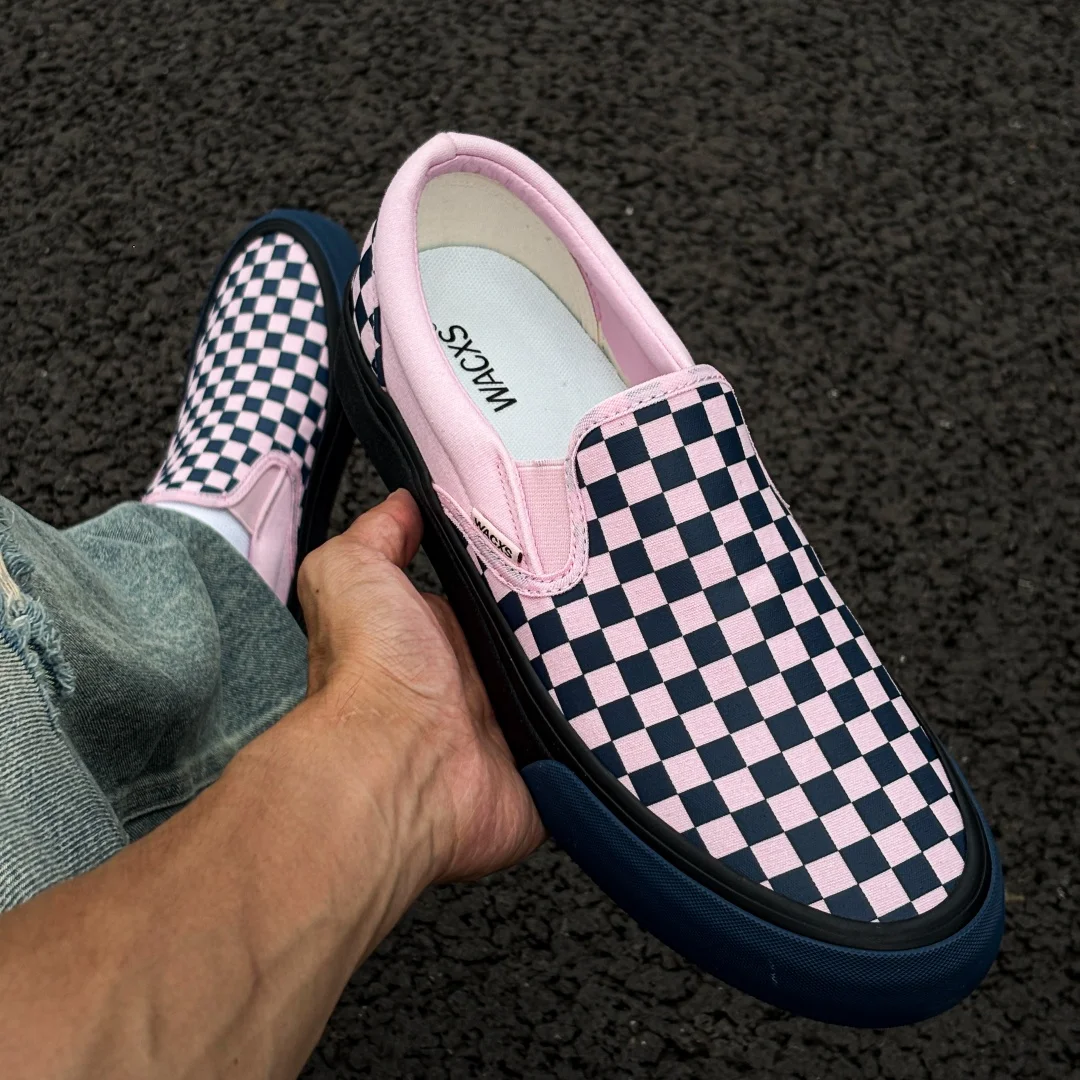 Blue‑Brown Color‑Block Corduroy & Suede Patchwork Low‑Top Skate Shoes, Green Outsole Contrast Retro Unisex Casual Sneakers