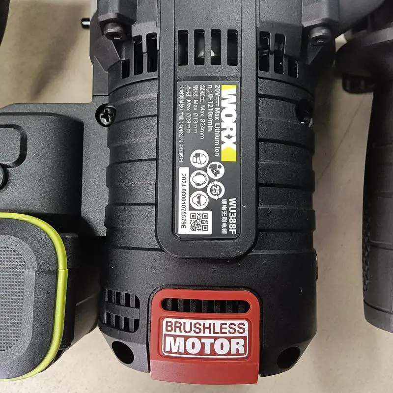 Macchine per trapani a percussione rotanti senza fili con batteria al litio