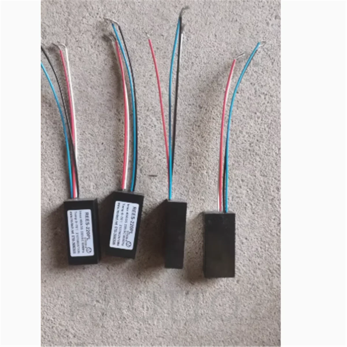 

REMS-2220P RECS-105P RECS-120P RECS-140P RECS-205P RECS-220P RECS-240P Electronic Centrifugal Switch Intelligent 2026years