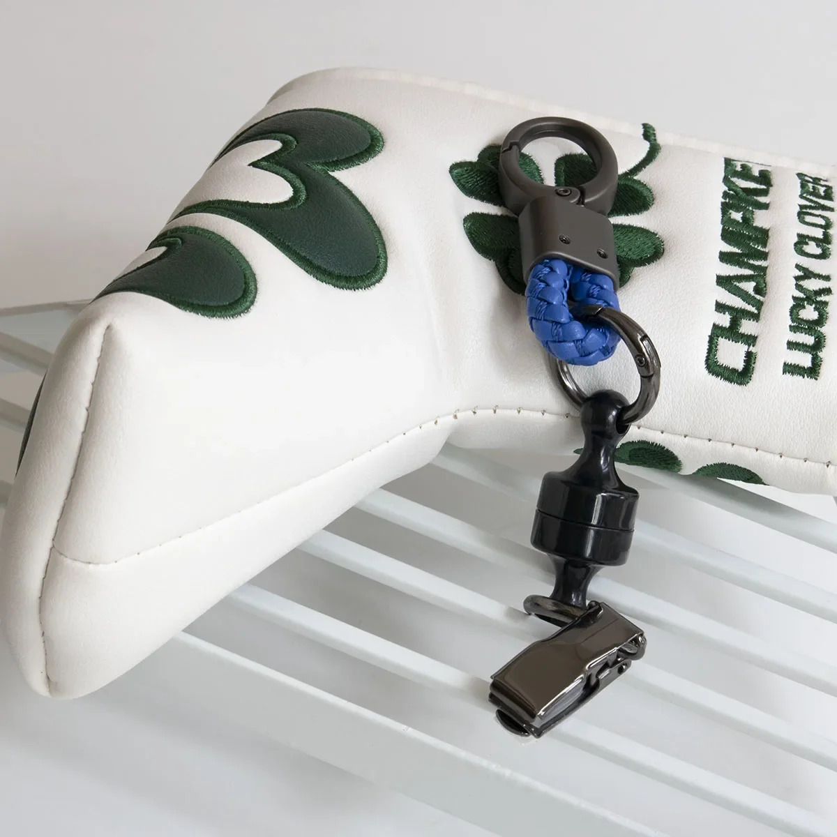 Golf Magnetic Putter Keeper Cover Clamp Holder Golf Accessory Keyring - Detail Angle #03