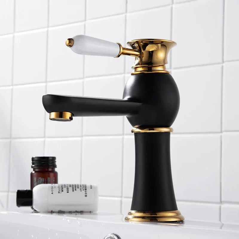 Luxury Bathroom Wash Basin Faucet European Style Retro Black Sink Tap Single Handle Cold and Hot Water Mixer Tap Deck Mounted