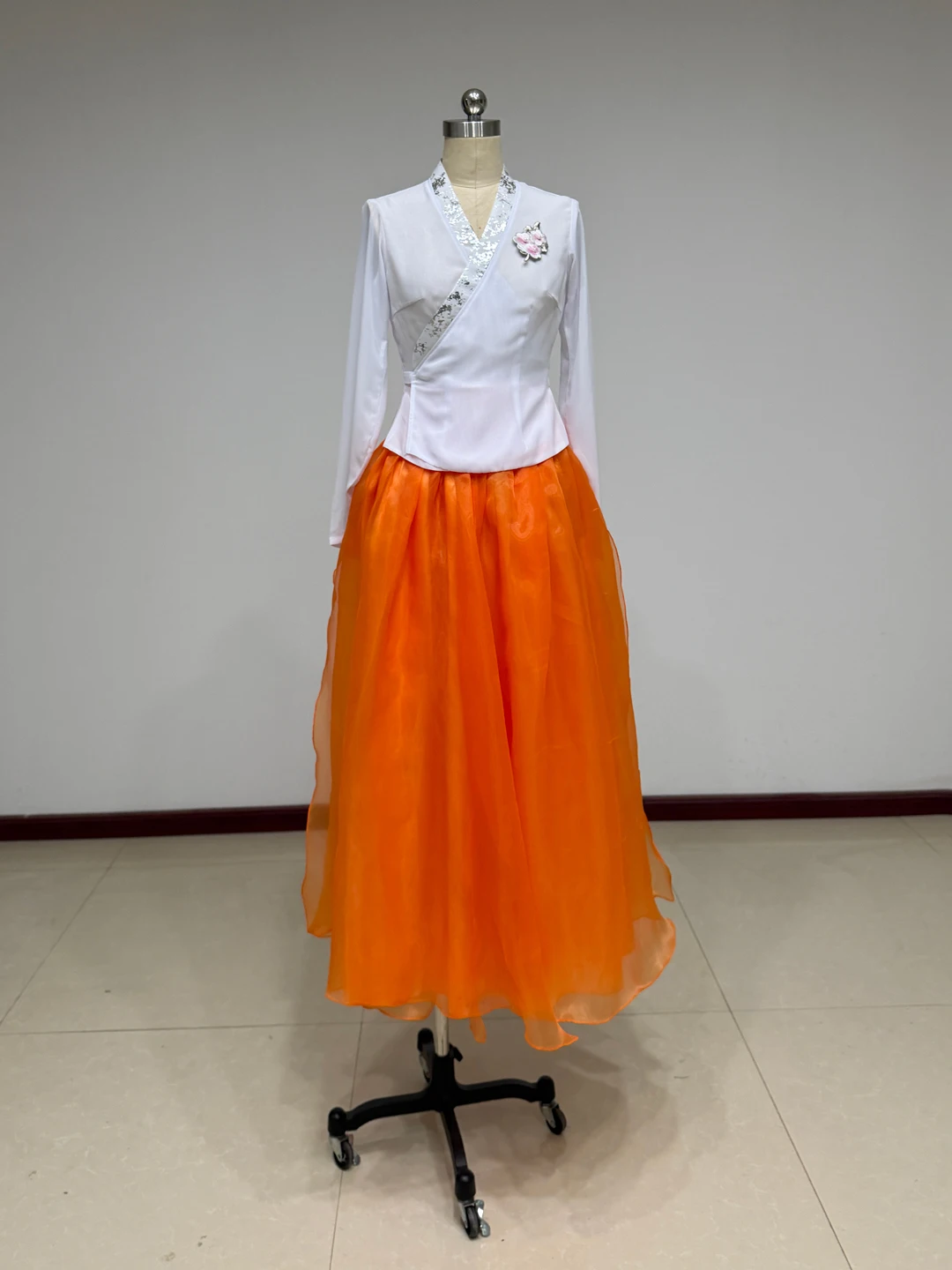 Women's Practice Uniform Folk Dance Skirt Traditional Korean Ethnicity Red Maple Leaf Costume Performance Outfit Training Wear