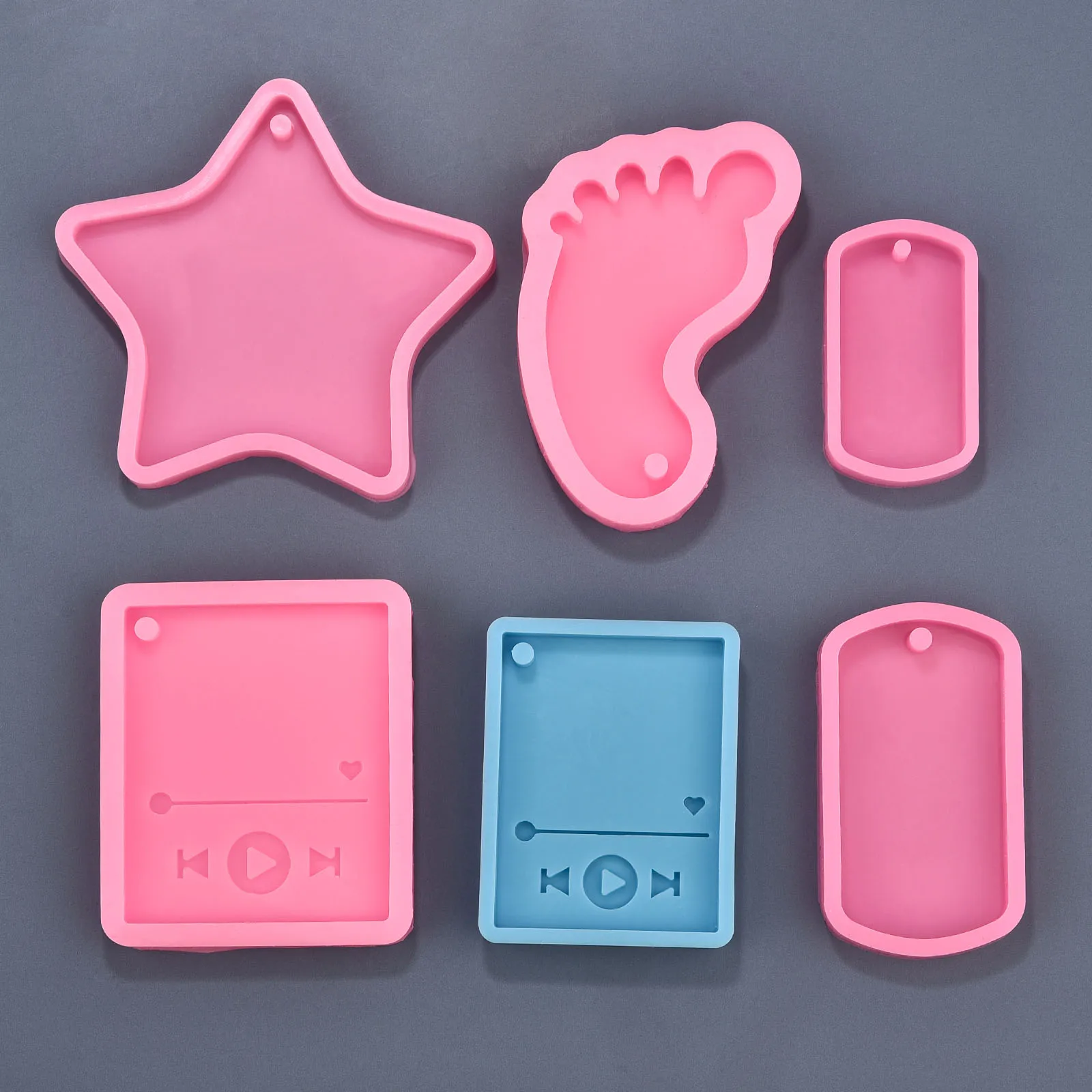 Player Shape Mold Keychain Pendant Silicone Mould  Foot Star Shape Clay Craft Molds For Resin Pendants Jewelry Making Tool Craft