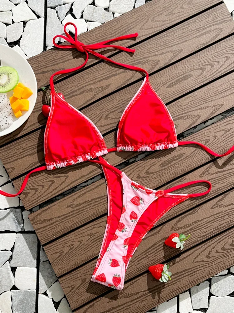 Sexy Laced Up Strawberry Print Bikini 2 Piece Set Women Split Swimsuit Beach Vacation Bikini 2025 New Summer Swimwear Bikini Set