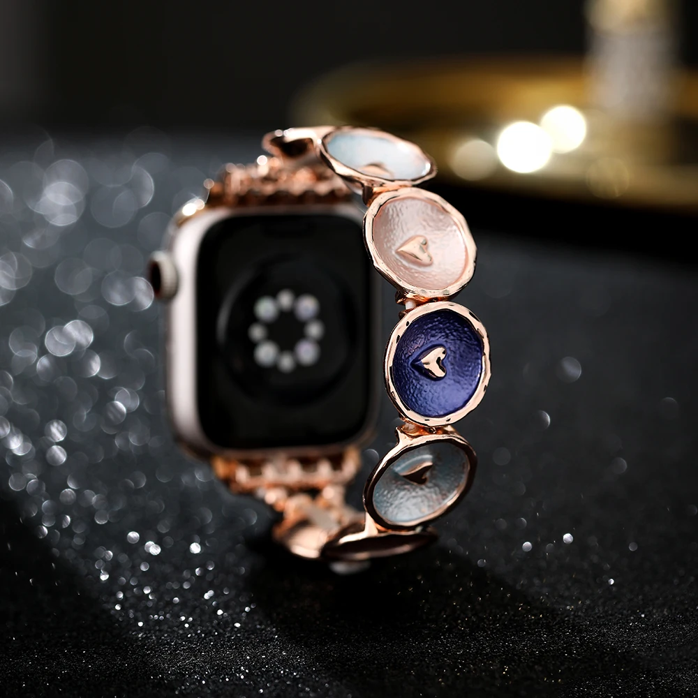 

Металлический бриллиантовый ремешок для Apple Watch Band 44 мм 40 42 44 49 45 38 41 мм Эластичный браслет Girls Love Heart для iWatch 9 8 SE 7 6 5
