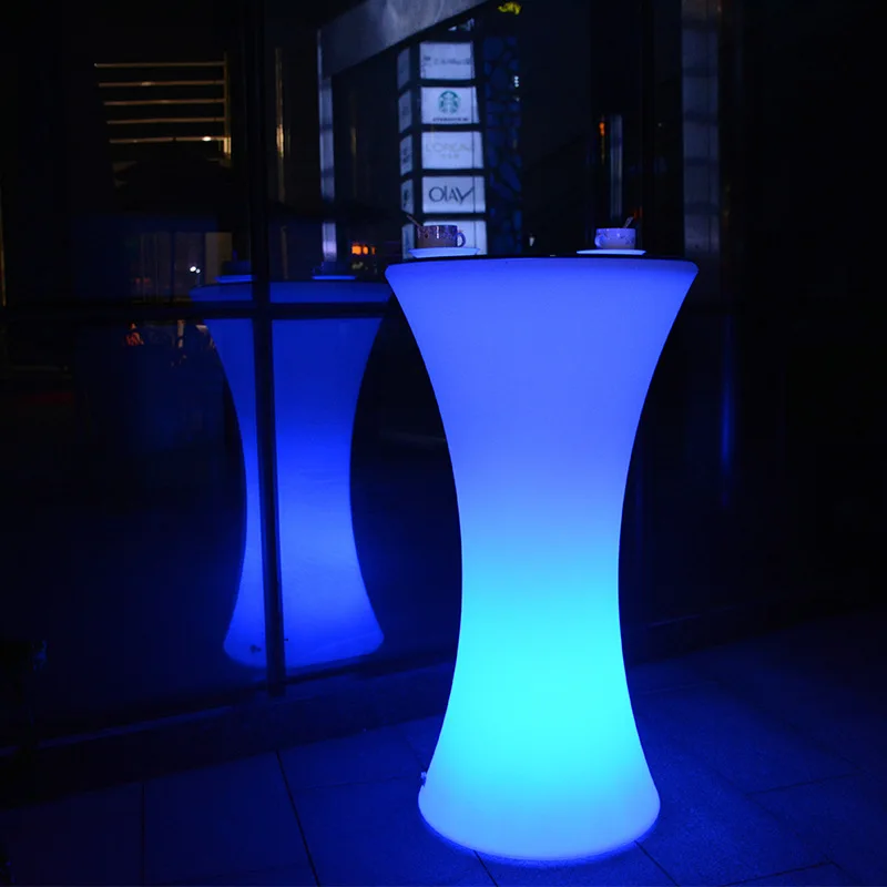 Out Door Use LED illuminated Bar Cocktail Table Rechargeable Bar Plastic Table Lighted Up Coffee Table KTV Disco Party Supply