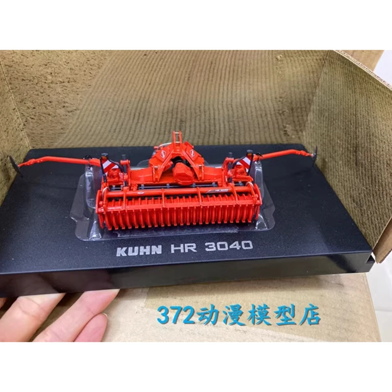 UH 1:32 Scale HR 3040 Tractor Pusher Cultivator Alloy Simulation Model Toy Gift Ornament Adult Collectible Souvenir 5219