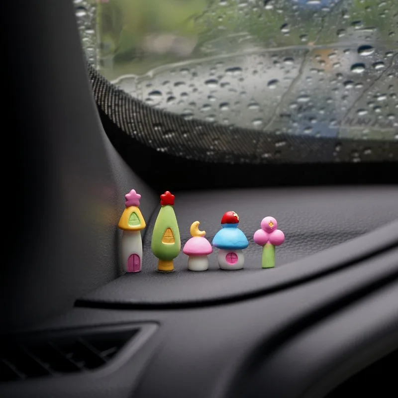 

Cartoon Polychrome Mushroom House Auto Window Screen Decoration Figurine Cute Car Interior Center Console Decor Accessories Toys
