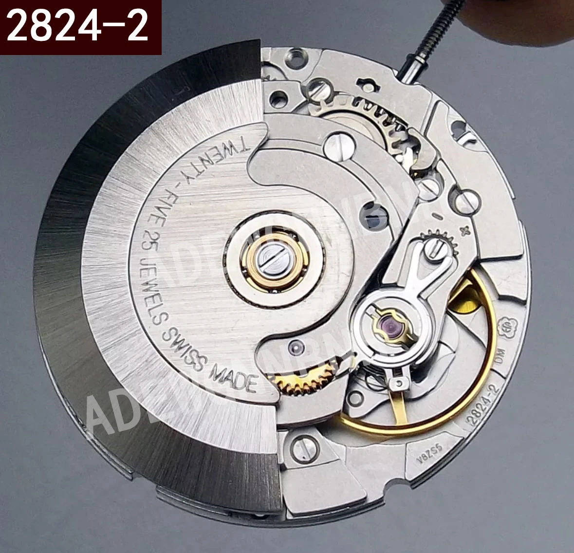 

Watch accessories brand new domestic 2824-2 movement single calendar 2824 replaces Swiss fully automatic mechanical watch moveme