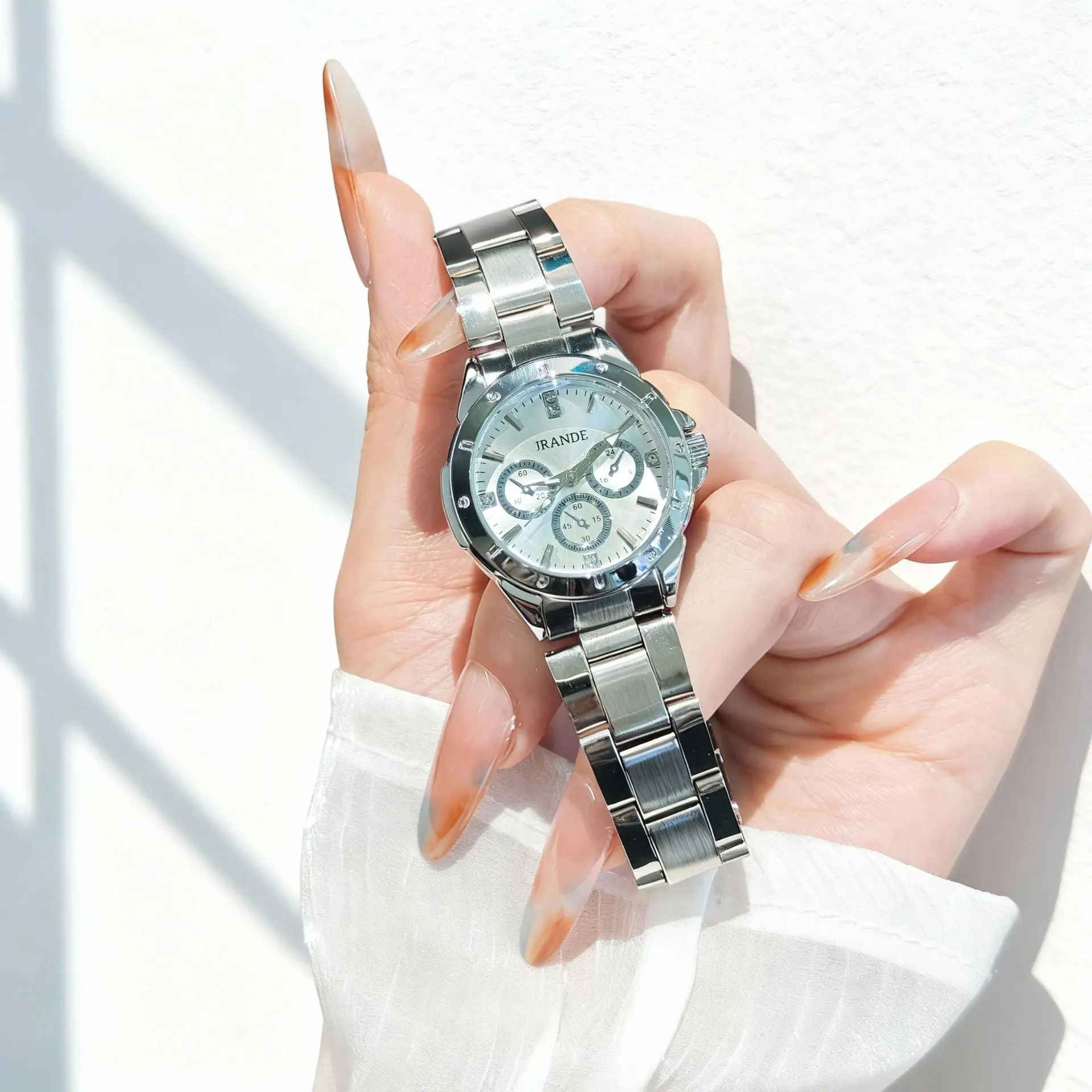 New Stylish And SophisticatedWomen'SWatchPerfect For Students And WomenA Great Gift Idea For Girlfriends OrAs AGift ForAnyWoman.