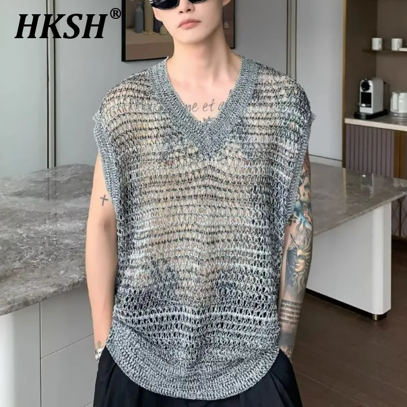 

HKSH Spring Summer New Men's Tide Elastic Vest Casual Knitted Muscular Tank Tops V-Neck Chic Niche Punk Retro Waistcoat HK1771