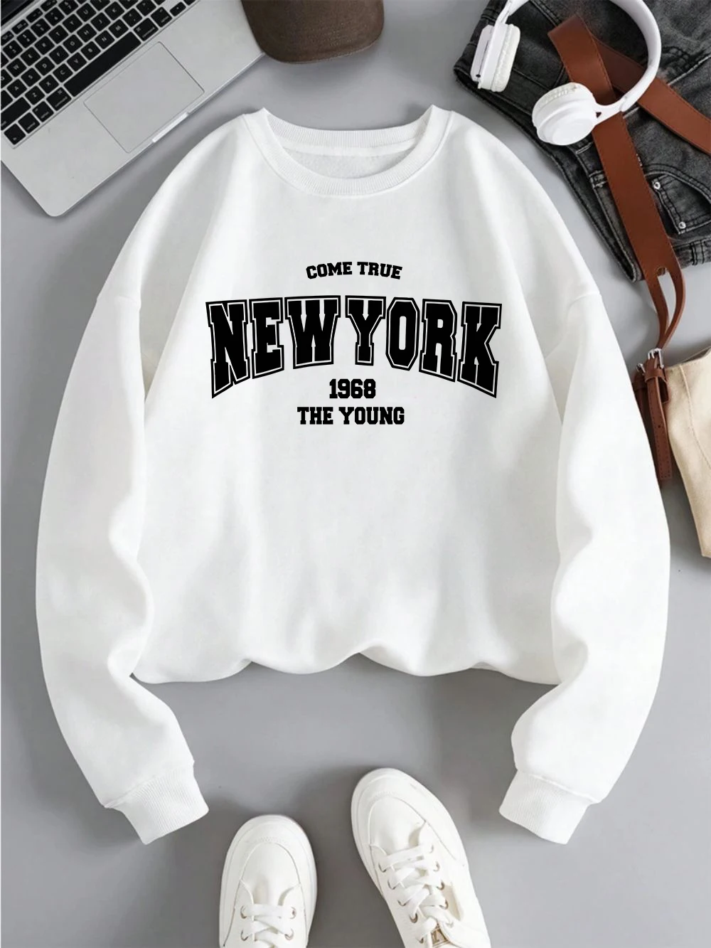 Cartoons Women Hoodie New York 1968 Letter Printing Sweatshirt Soft Breathable Loose Crewneck Pullover Fashion Female Clothing