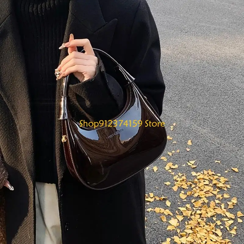 

G5AE Women Underarm Bag Autumn Winter Shoulder Bag Chain Crossbody Bag Trendy Handbag All-matching Armpit Bag for Party