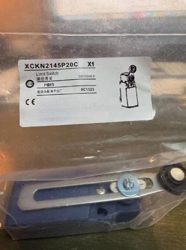 

Абсолютно новый оригинальный концевой фотоэлектрический выключатель XCKN2145P20C профессионального класса. Быстрая доставка.