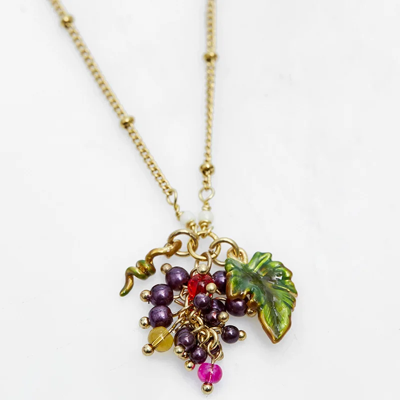 

New Trend Niche Design Fashion Enamel Glaze Purple Glass Pearl Grape Fruit Pendant Necklace Collarbone Chain Jewelry for Women