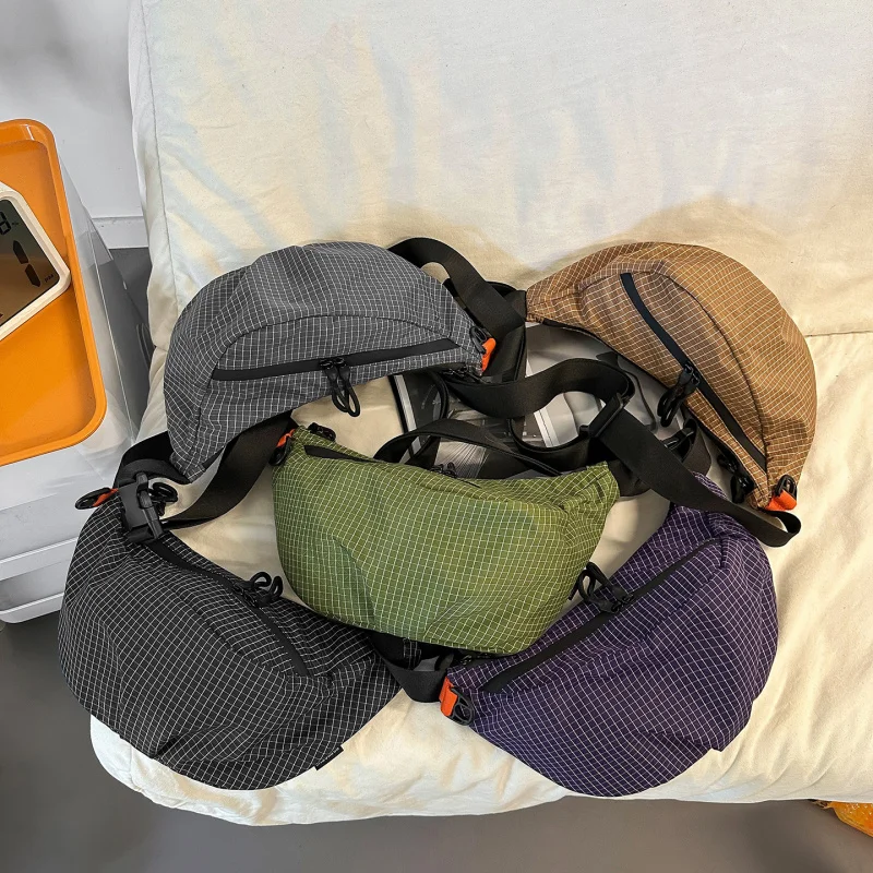 Bolsa de bolinho de lona xadrez para mulheres, bolsa casual de ombro de grande capacidade nas axilas, bolsa crossbody versátil de nicho