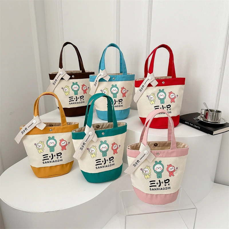 

New Casual Cartoon Printed Bucket Bag Fashionable And Cute Canvas Handbag