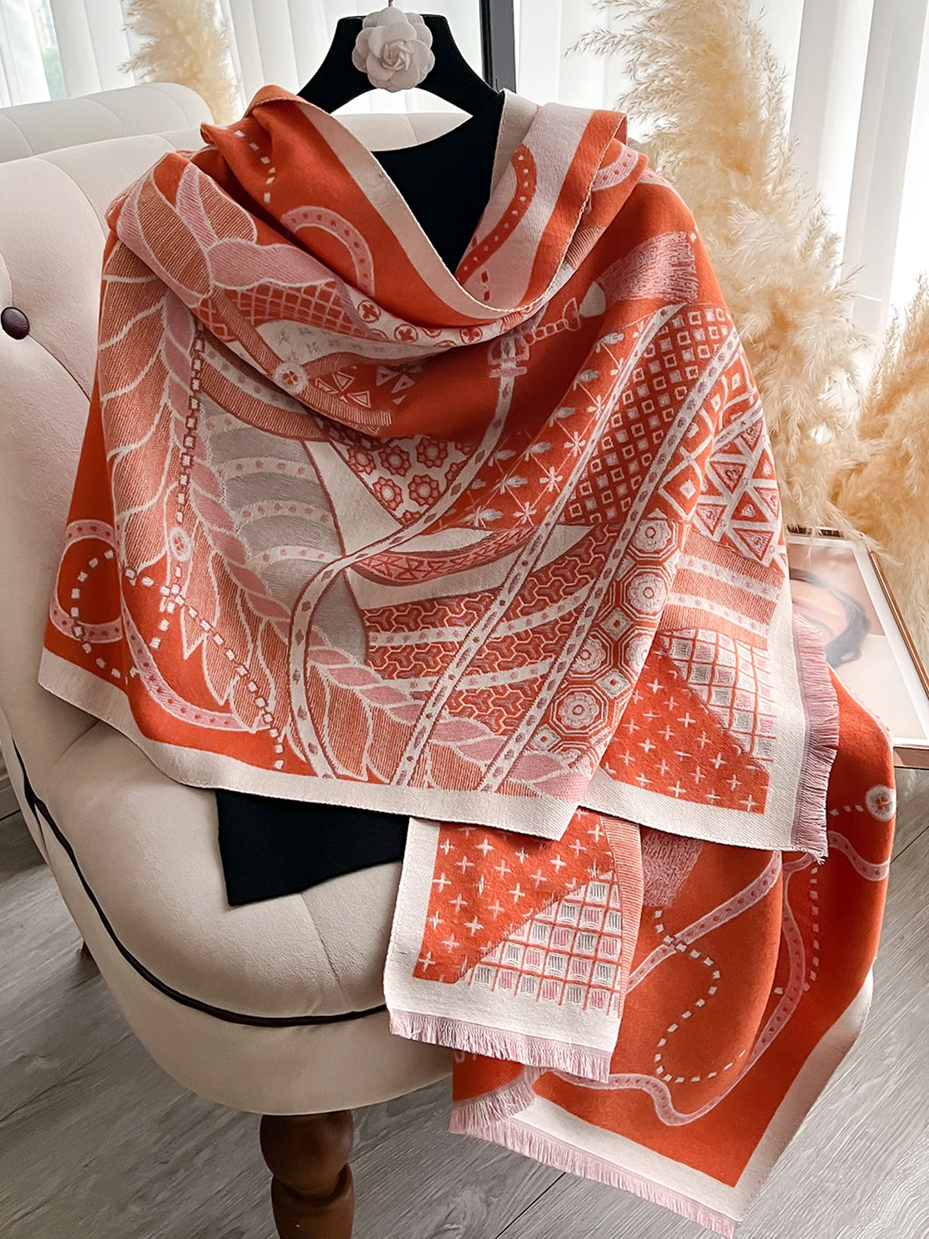 Eleganter Pashmina-Schal mit Pferdemuster für Damen, luxuriöser Kaschmir-Schal, dick, warm, Herbst- und Winterdecke, Stola, langes Design – Detail 2
