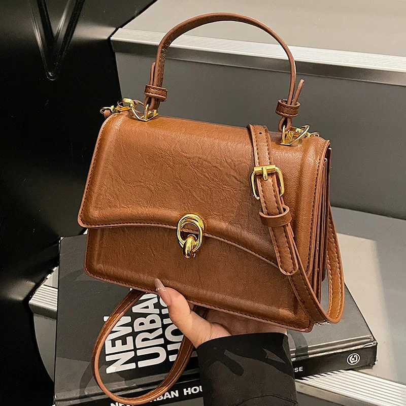 

2025 Vintage Mini Square Bag Womens Stylish Handheld Purse Fashionable Crossbody Shoulder Bag Chic Retro Small Tote