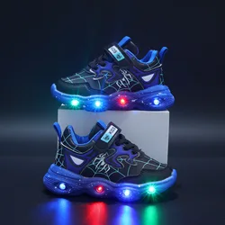 Scarpe da ginnastica leggere lucide per bambini Scarpe luminose luminose per ragazzi Scarpe da ginnastica singole Spider-Man in pelle per bambini Scarpe da bambino luminose a LED per bambini