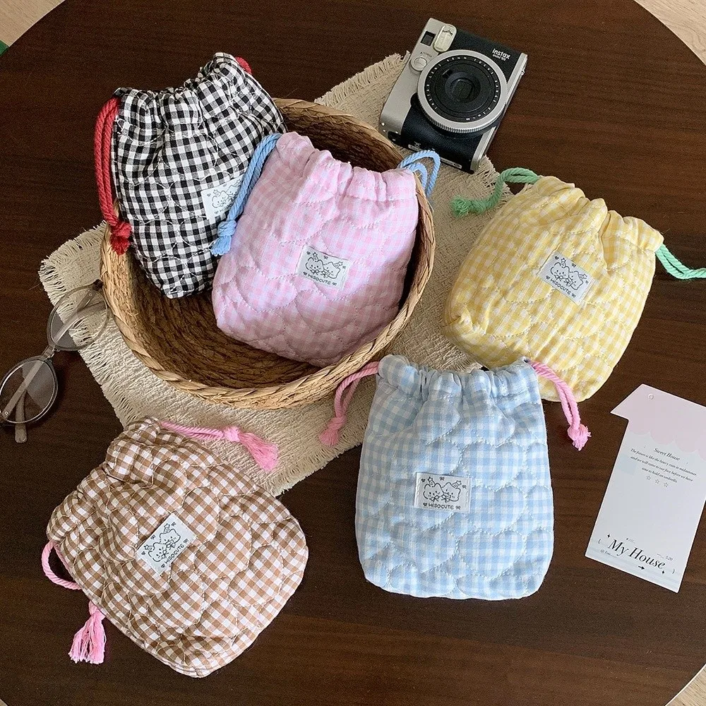 New Plaid Drawstring Makeup Bag Quilted Fabric Cute Style Camera Storage Bags Love Heart Label Cable Organizer Bag For Girls