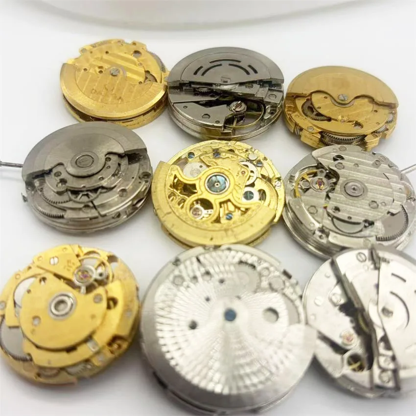 1PCS Non Functional Practice Old Watch Movement Novice Practice Disassembly DIY Watch Parts Random Delivery