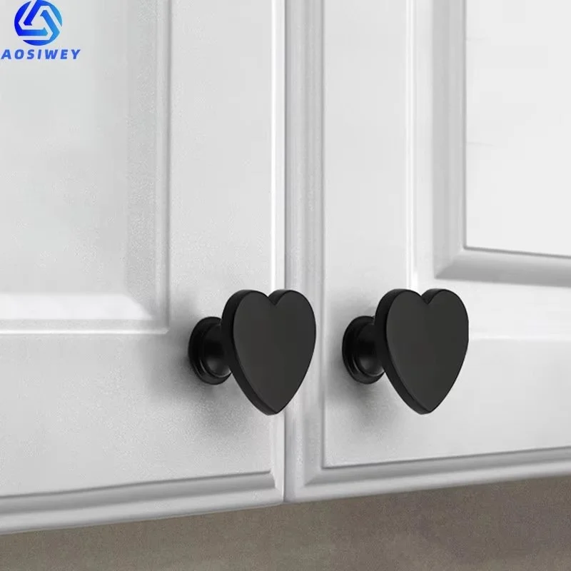 Colorful Heart Type Children's Room Furniture Handle Cartoon Cabinet Handle Wardrobe Drawer Knob Single Hole Solid