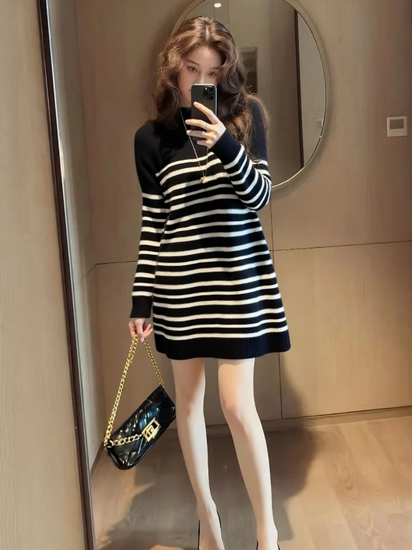 

Зимнее женское вязаное платье с длинным рукавом, прямое, облегающее, комфортное, приятное к телу, с цветными блоками и полосками