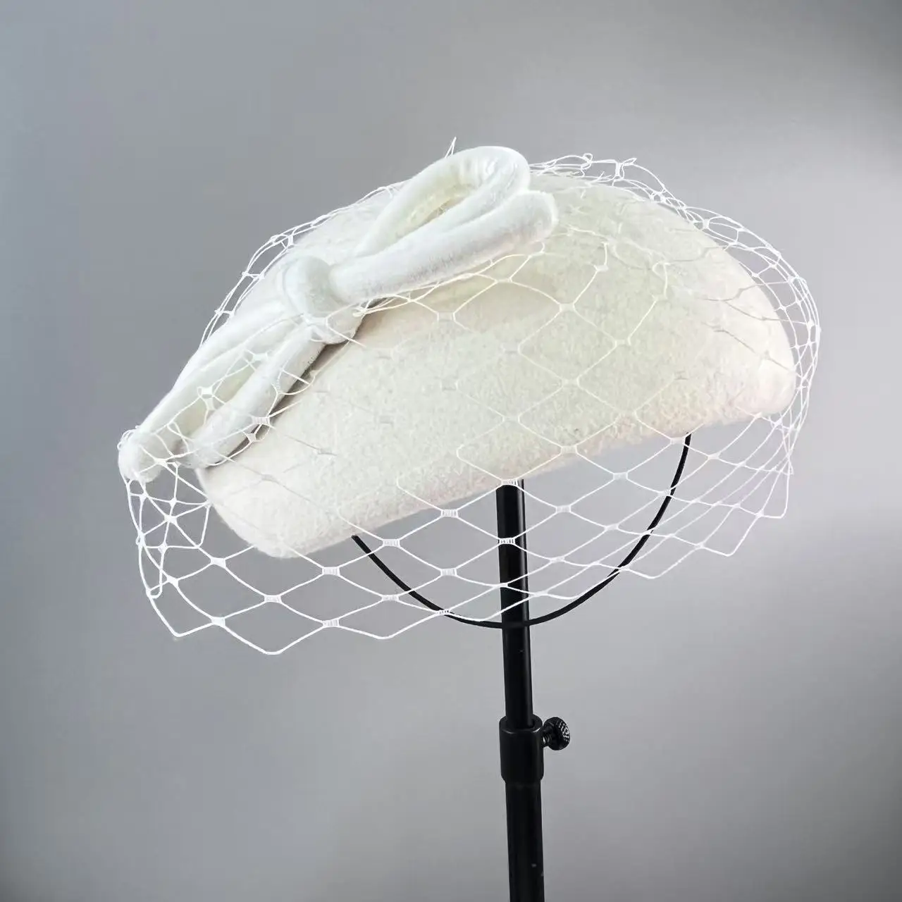 Women Dressy Fascinator Hat Veil Bowknot Wool Felt Beret Pillbox Hat Wedding Party Cocktail Occasion Headpiece Ladies Fedora Hat