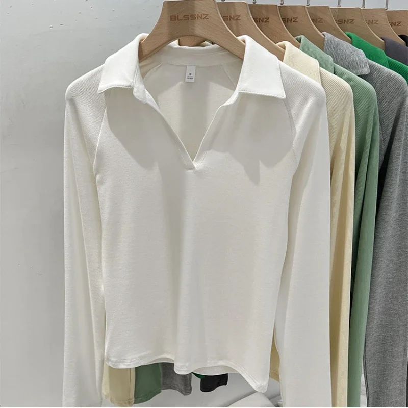 

2025 универсальный повседневный топ, однотонная футболка с длинными рукавами, женская осенняя трикотажная рубашка поло в рубчик с воротником-поло, облегающая базовая рубашка