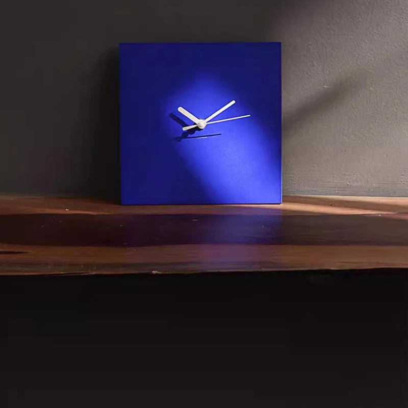 الحد الأدنى الحديثة ساعات الحائط غرفة المعيشة الداخلية الكورية تصميم صامت ساعة الحائط الجمالية Duvar Saati غرفة المعيشة الديكور