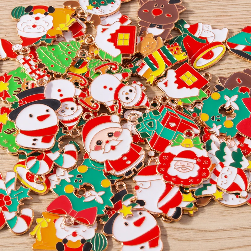 10 teile/los mischen Cartoon Emaille Weihnachten Santa Claus Baum Schneemann Charms für Schmuck machen Ohrringe Halskette DIY Handwerk liefert – Detail 3