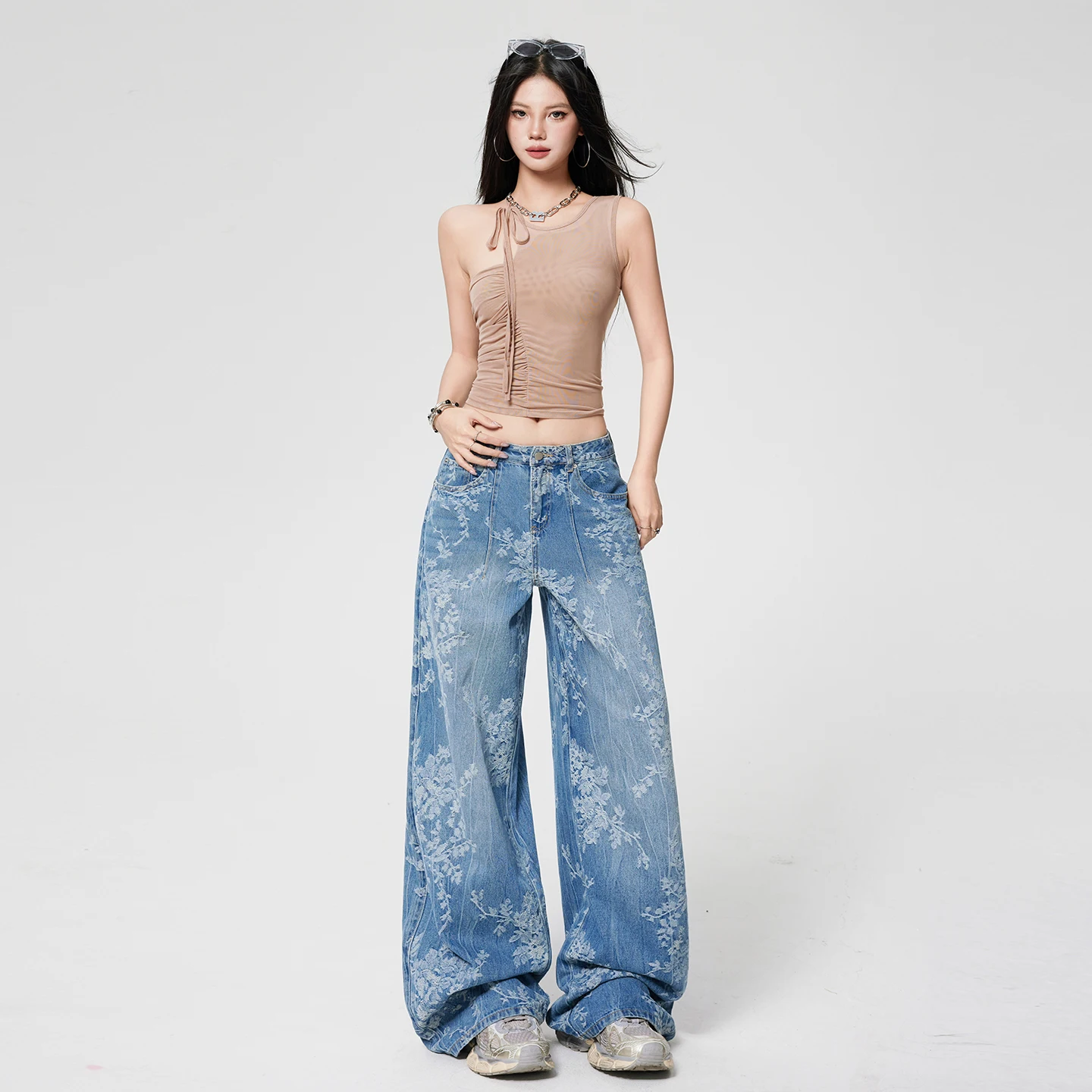 Damskie spodnie Y2K vintage z szerokimi nogawkami, luźny krój, elastyczne jeansy z haftem żakardowym w kwiaty.