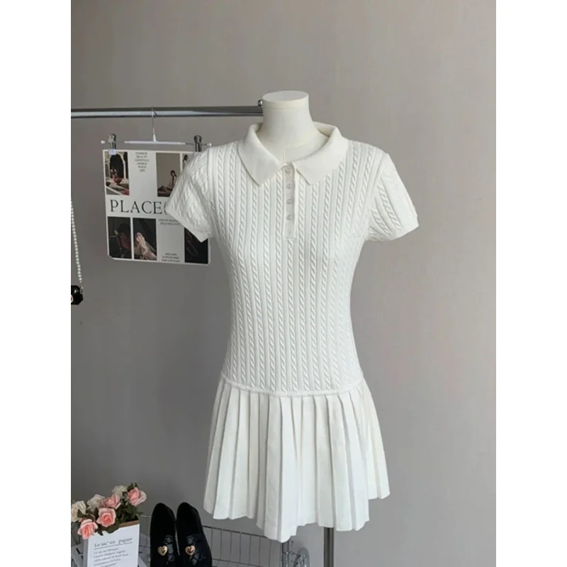 

Элегантное женское платье, новинка лета 2025 года, с отложным воротником, простые однотонные мини-платья для похудения, нежные однотонные дикие платья