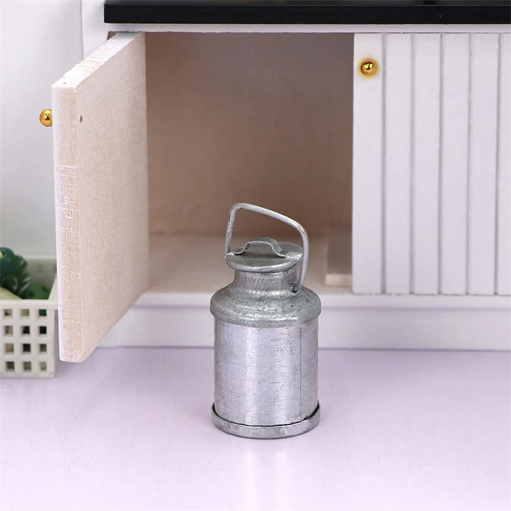 Mini boîte à lait en métal simulée, pratique, bouilloire, Pot 1:12, maison de poupée, accessoires miniatures