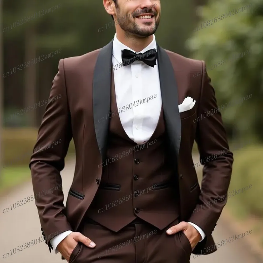 

Коричневый формальный мужской костюм с черным воротником, жених, жениха, свадебной вечеринки, выпускного вечера, деловые мужские смокинги, комплект из 3 предметов, пиджак, жилет, брюки