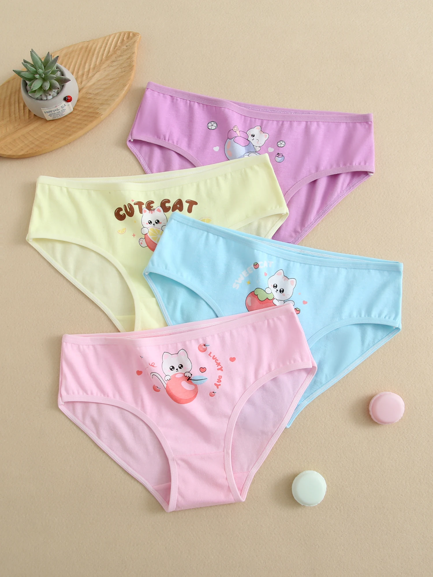 Girls' Underwear Set with 4 Pieces, Cute Fruit Cat Pattern Design, Soft Cotton Panties for Kids