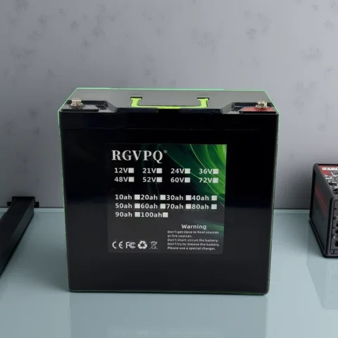 항공 화물, 빠른 배송, LIFePO4 배터리 32140 12V15AH-30AH는 24V35V48V60V72V와 직렬로 사용할 수 있습니다.