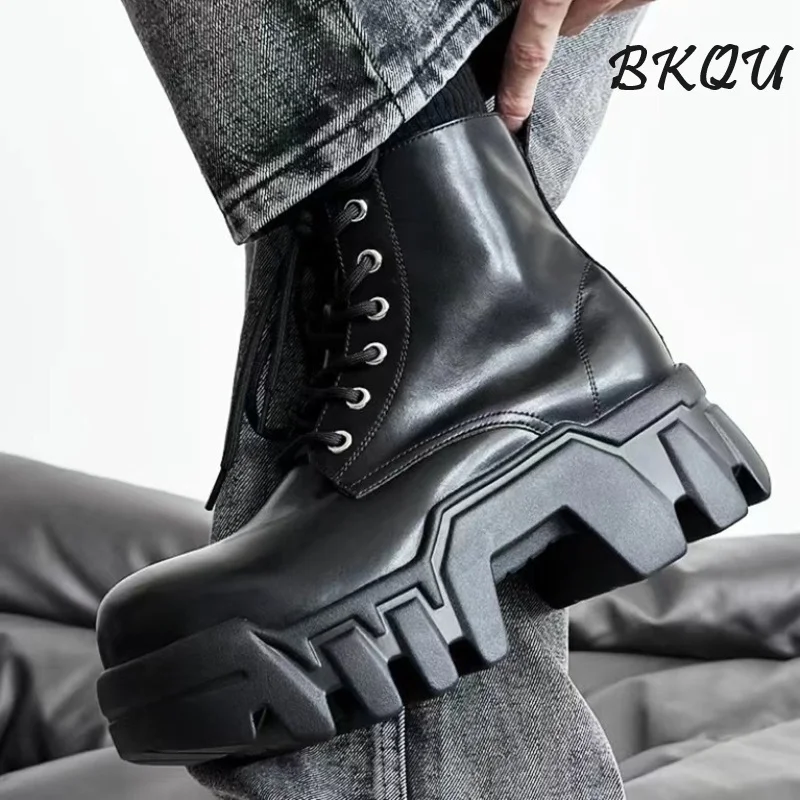 

BKQU Gear Sole Increase Chelsea Boots Men's Fall 2024 High Street bulldozer tooling biker boots Mid-upper head Derby boots