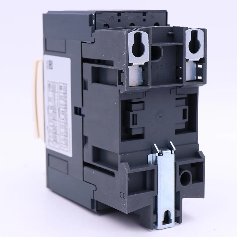 

LC1D40AFE7 Электрический магнитный контактор переменного тока 3P 3NO LC1-D40AFE7 Катушка переменного тока 40A 115 В